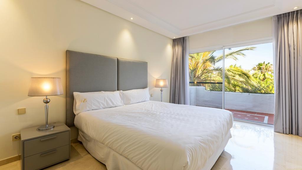 Apartment Ventura Del Mar